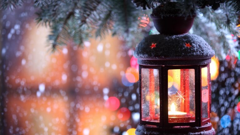 Pumpherston celebrates its Christmas Torchlight event